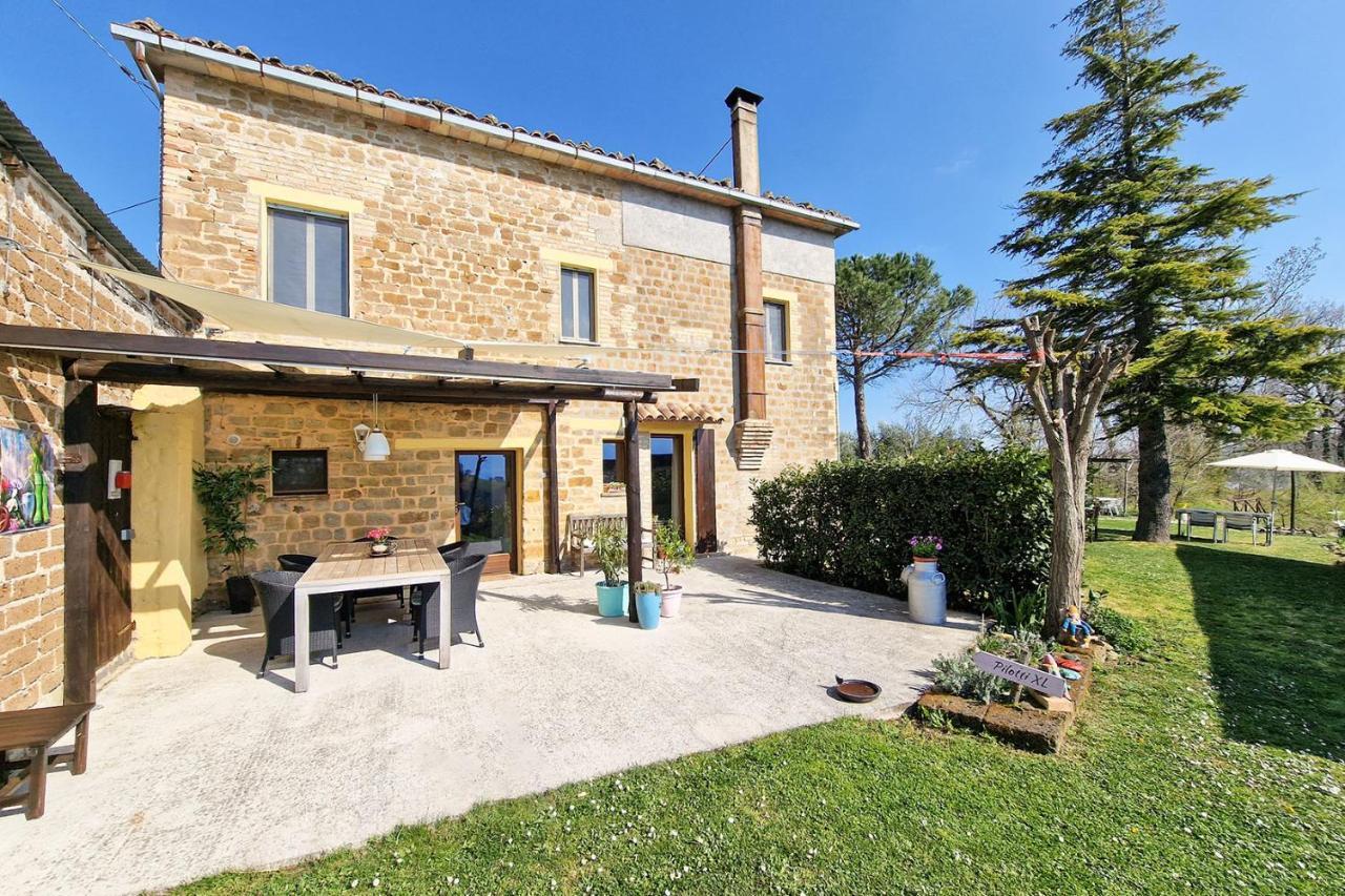 Villa Pilotti Country House Penna San Giovanni Eksteriør bilde