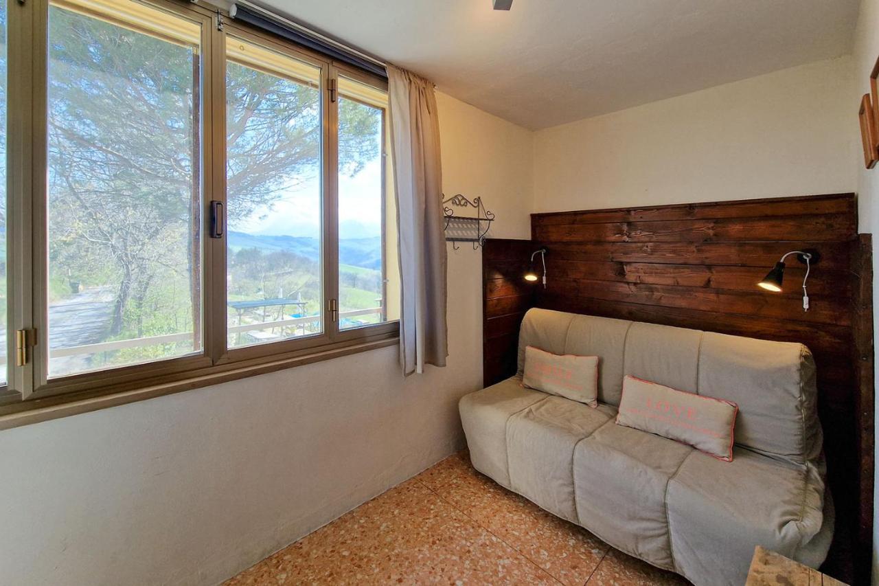 Villa Pilotti Country House Penna San Giovanni Eksteriør bilde