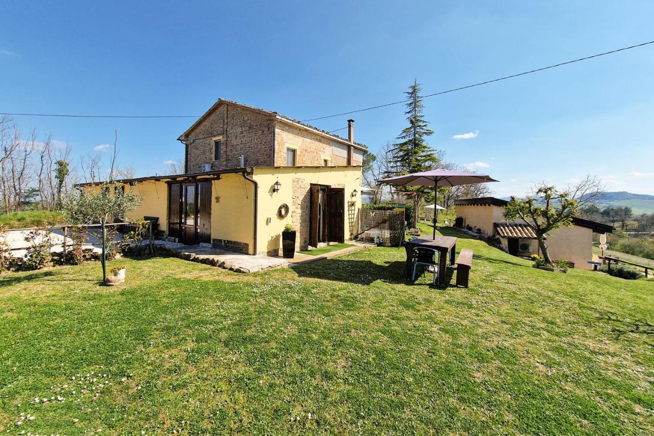 Villa Pilotti Country House Penna San Giovanni Eksteriør bilde