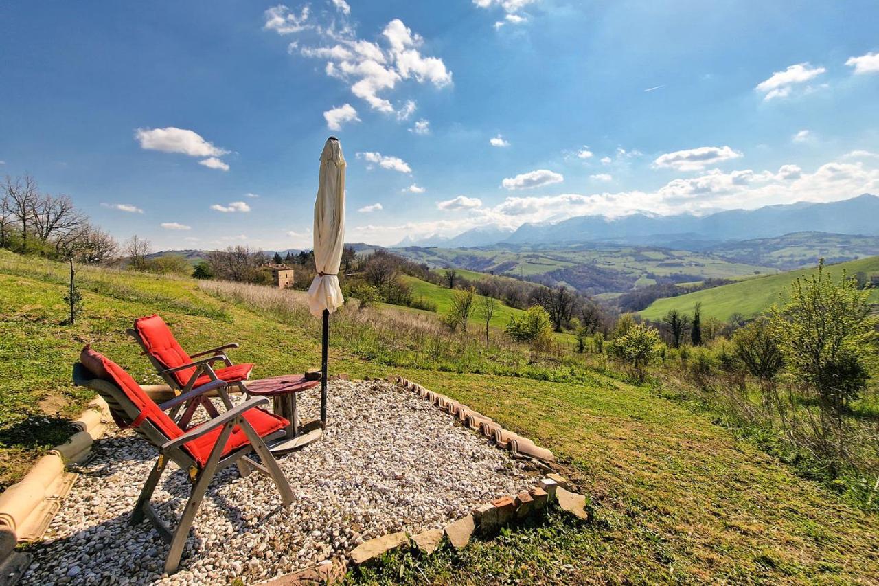 Villa Pilotti Country House Penna San Giovanni Eksteriør bilde